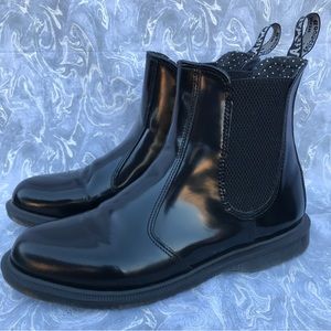 Dr Martens Flora Chelsea boots - EUC - size 9